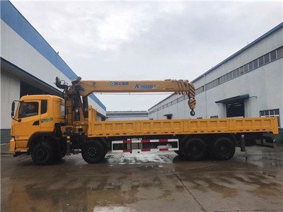 东风特商前四后八16吨徐工随车吊产品亮点及清障车应用