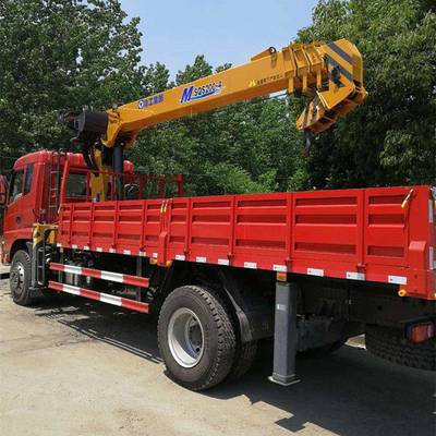 解放随车吊与蓝牌随车吊价格解析 选对车型，精准投资