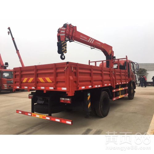 东风随车吊 兼具高效与灵活的清障作业利器